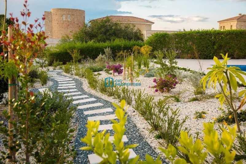 4-bedroom villa for sale: https://www.bazaraki.com/adv/5790827_4-bedroom-villa-for-sale (www.bazaraki.com)