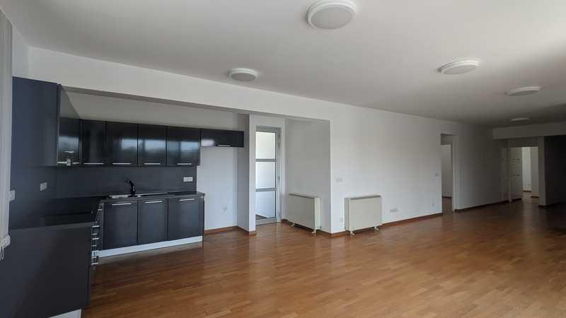3-bedroom apartment for sale: https://www.bazaraki.com/adv/5791244_3-bedroom-apartment-for-sale (www.bazaraki.com)