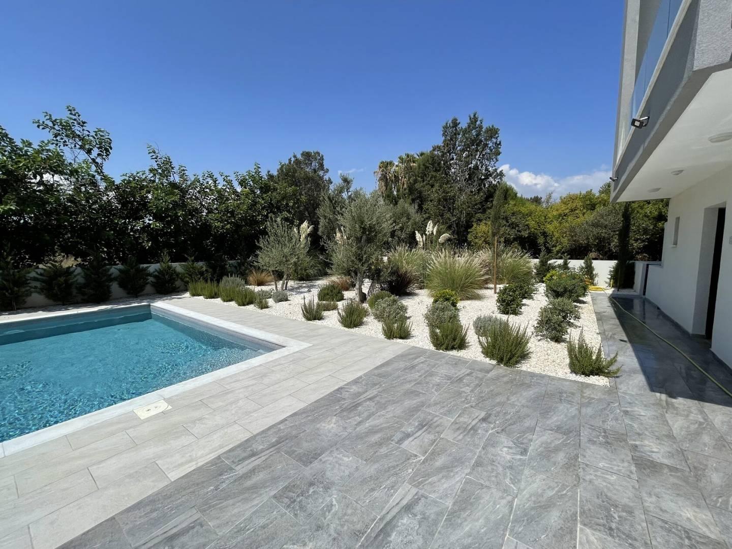 New 3-bedroom apartment in Limassol № 149380: https://dom.com.cy/en/catalog/sale/149380/ (dom.com.cy)