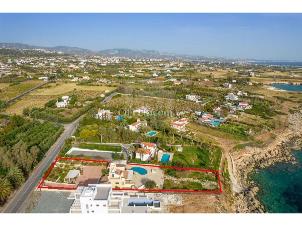 Large seaside villa for sale in Peyia area of Paphos: https://www.offer.com.cy/en/large-seaside-villa-for-sale-in-peyia-area-of-paphos/21-664980/ (www.offer.com.cy)