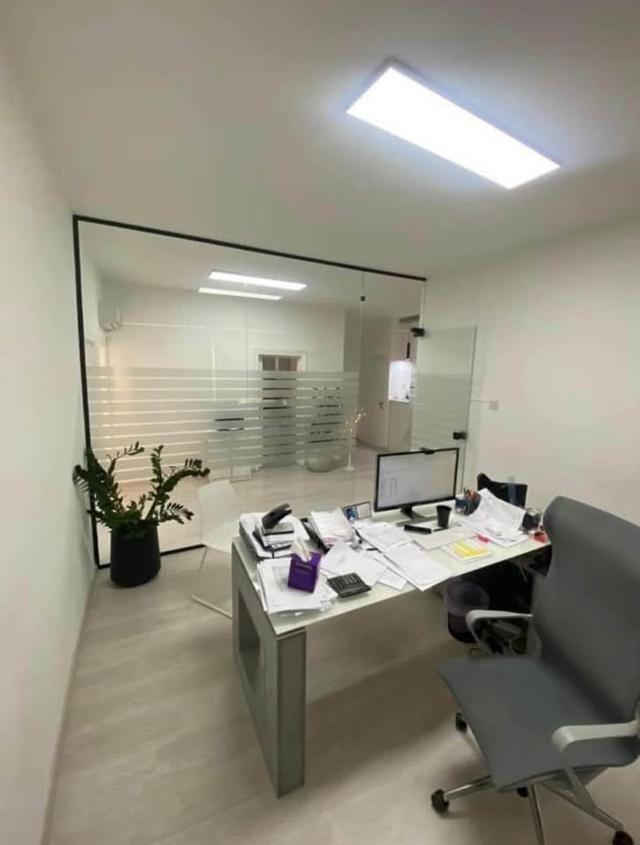 Office for rent: https://www.facebook.com/marketplace/item/1009721897927070 (www.facebook.com)