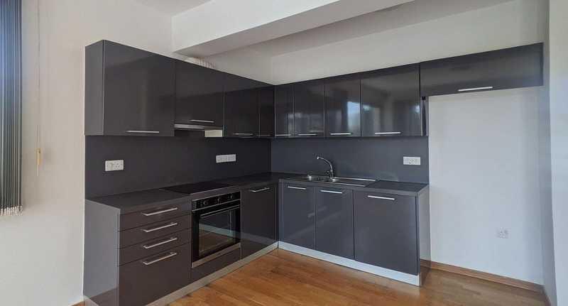 3-bedroom apartment for sale: https://www.bazaraki.com/adv/5794156_3-bedroom-apartment-for-sale (www.bazaraki.com)