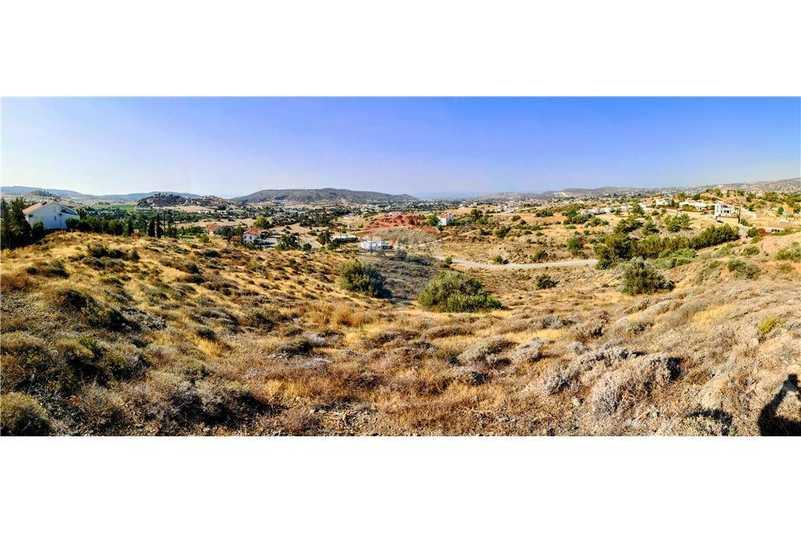 Residential land 15140 m²: https://www.bazaraki.com/adv/5798082_residential-land-15140-m2 (www.bazaraki.com)