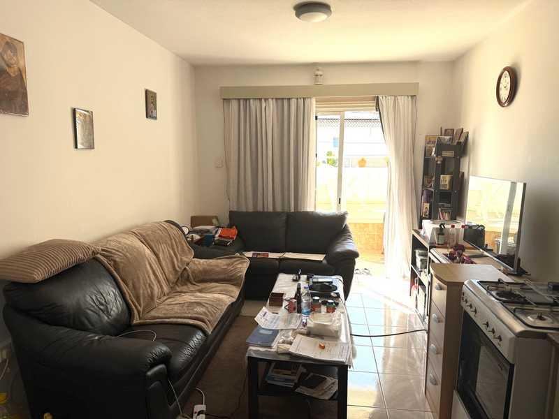 2-bedroom apartment for sale: https://www.bazaraki.com/adv/5797663_2-bedroom-apartment-for-sale (www.bazaraki.com)