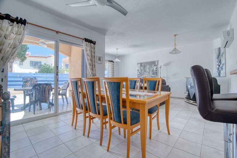 3-bedroom detached house for sale: https://www.bazaraki.com/adv/5788004_3-bedroom-detached-house-for-sale (www.bazaraki.com)