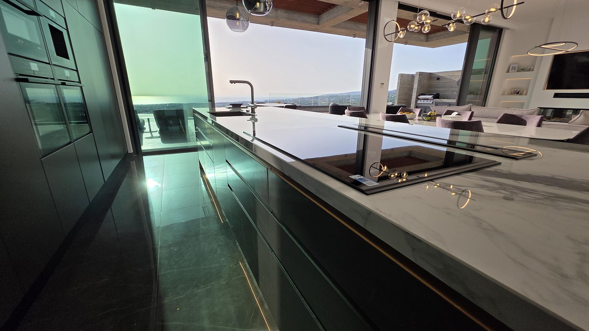 5-bedroom villa in Paphos № 152717: https://dom.com.cy/en/catalog/sale/152717/ (dom.com.cy)