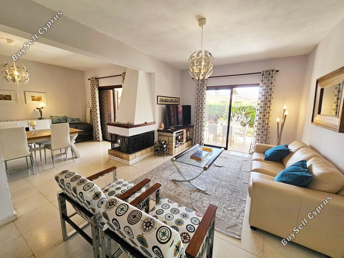 4 Bedroom Town house for sale in Tala, Paphos: https://www.buysellcyprus.com/property-for-sale/paphos/tala/4-bed-town-house-for-sale-tala-paphos-1796212.html (www.buysellcyprus.com)