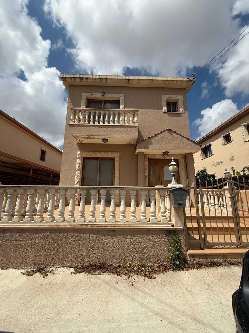 3-bedroom detached house for sale: https://www.bazaraki.com/adv/5790903_3-bedroom-detached-house-for-sale (www.bazaraki.com)
