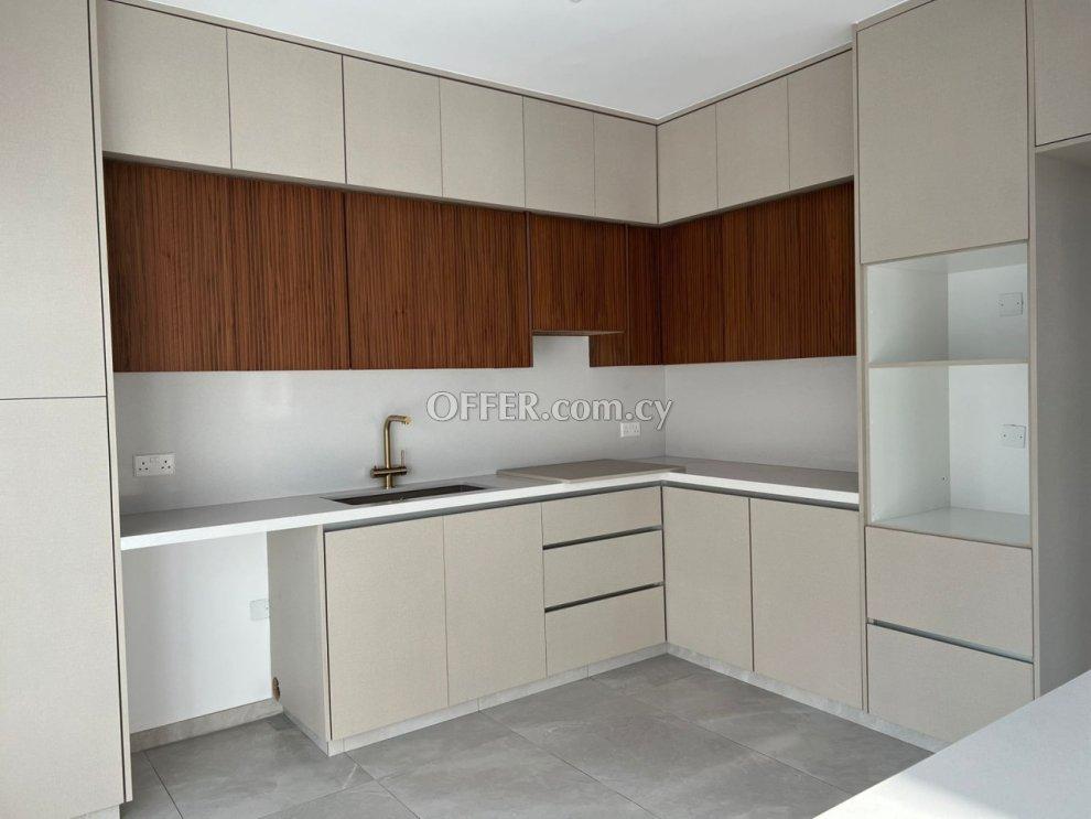 Apartment (Penthouse) in Neapoli, Limassol for Sale: https://www.offer.com.cy/en/apartment-penthouse-in-neapoli-limassol-for-sale/21-788261/ (www.offer.com.cy)