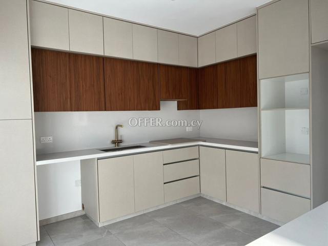 Apartment (Penthouse) in Neapoli, Limassol for Sale: https://www.offer.com.cy/en/apartment-penthouse-in-neapoli-limassol-for-sale/21-788261/ (www.offer.com.cy)