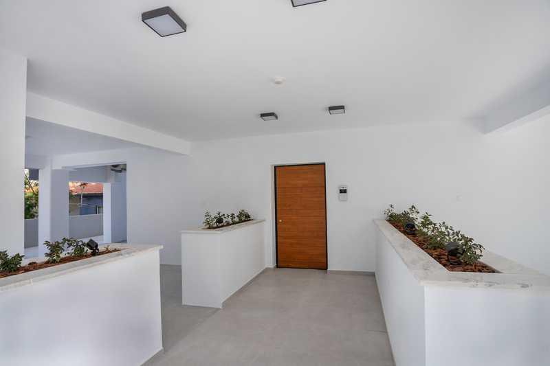 2-bedroom apartment for sale: https://www.bazaraki.com/adv/5788857_2-bedroom-apartment-for-sale (www.bazaraki.com)