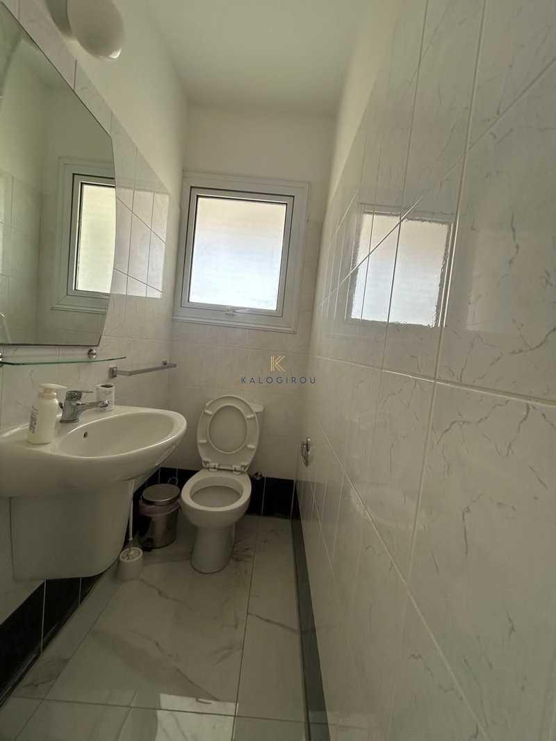 3-bedroom apartment for sale: https://www.bazaraki.com/adv/5798643_3-bedroom-apartment-for-sale (www.bazaraki.com)