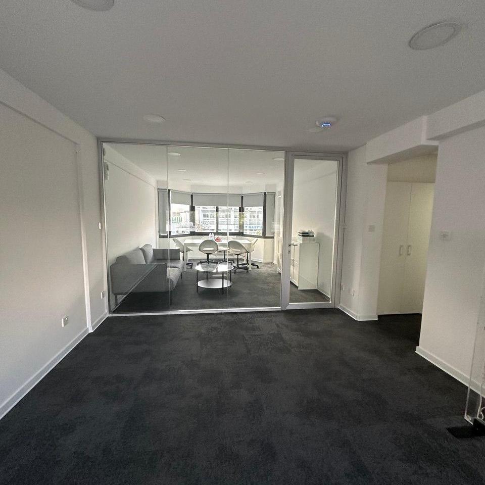 Office in Limassol №152925: https://dom.com.cy/en/catalog/rent/152925/ (dom.com.cy)