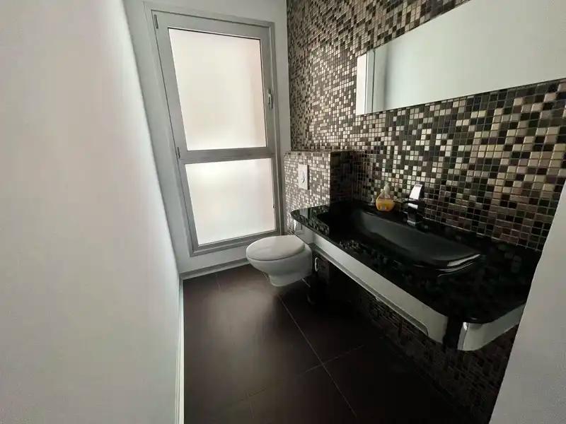 3-bedroom penthouse to rent: https://www.bazaraki.com/adv/5797083_3-bedroom-penthouse-to-rent (www.bazaraki.com)
