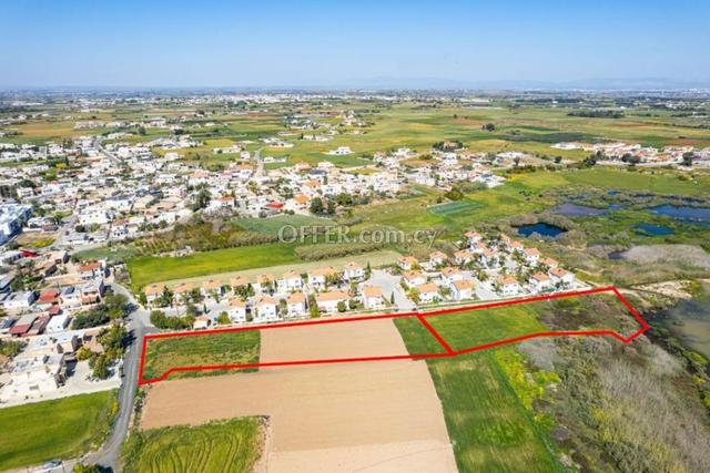Residential fields in Sotira Famagusta: https://www.offer.com.cy/en/residential-fields-in-sotira-famagusta/21-709177/ (www.offer.com.cy)