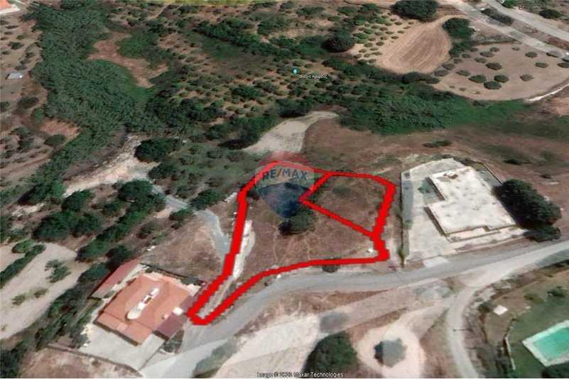 Residential land 1339 m²: https://www.bazaraki.com/adv/5798159_residential-land-1339-m2 (www.bazaraki.com)