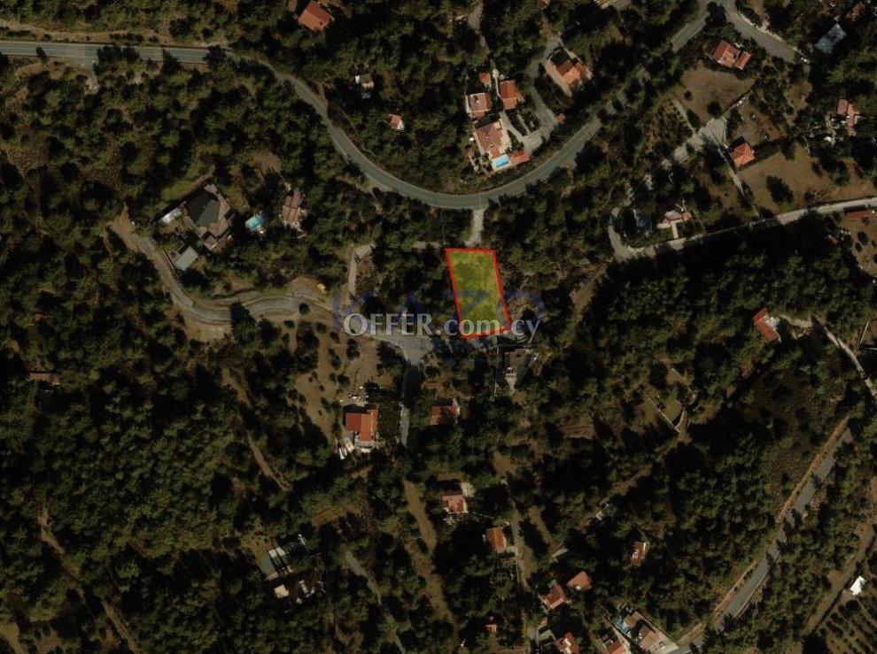 Residential Building Plot in Moniatis: https://www.offer.com.cy/en/residential-building-plot-in-moniatis/21-786118/ (www.offer.com.cy)