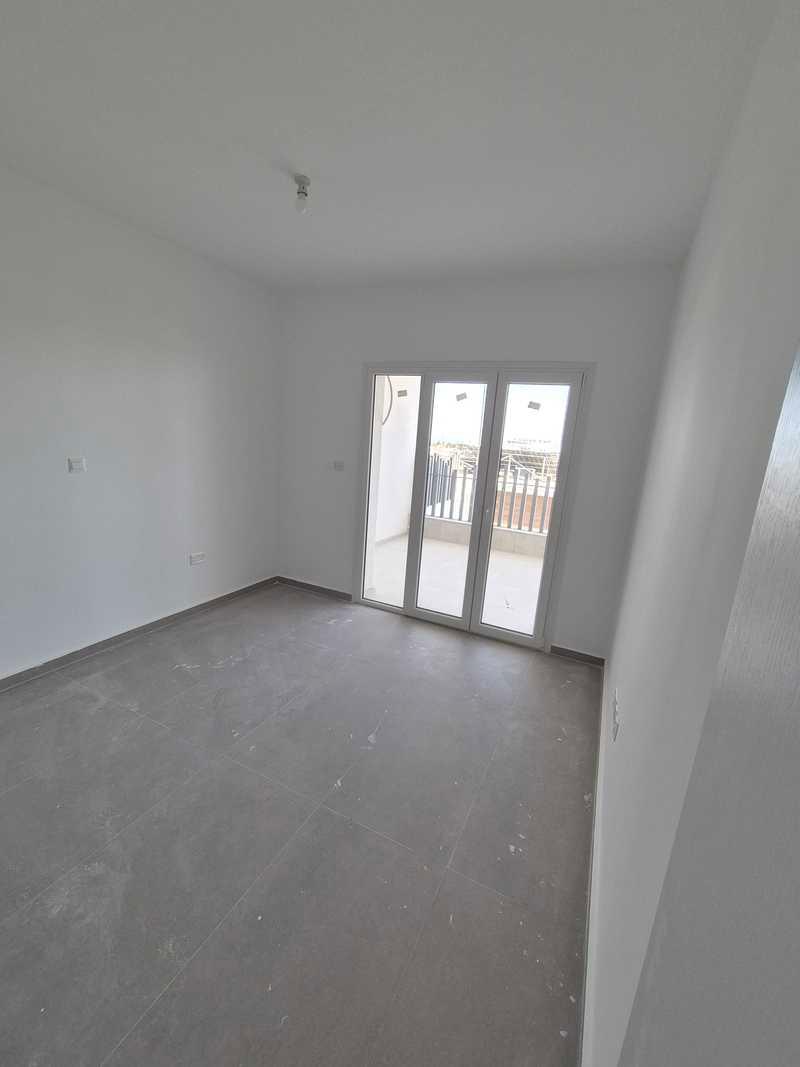 2-bedroom apartment for sale: https://www.bazaraki.com/adv/5786662_2-bedroom-apartment-for-sale (www.bazaraki.com)