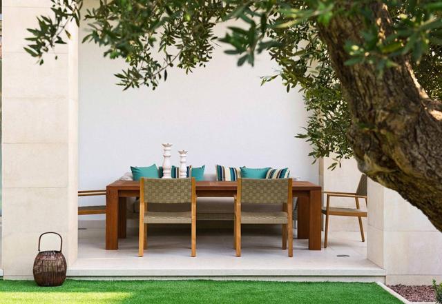 New 5-bedroom villa in Larnaca № 153403: https://dom.com.cy/en/catalog/sale/153403/ (dom.com.cy)