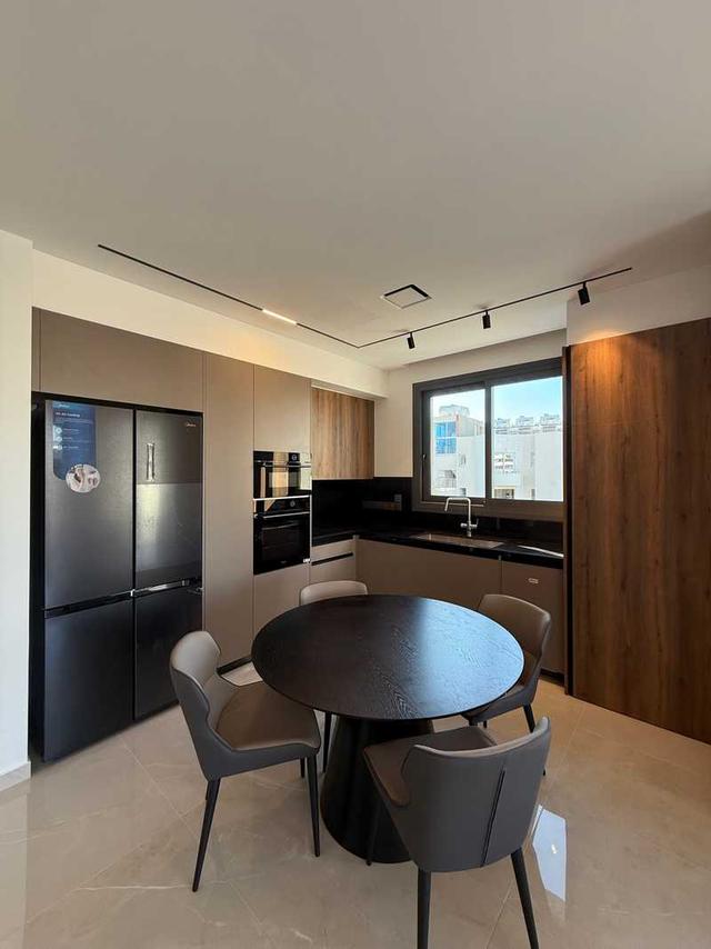2-bedroom apartment to rent: https://www.bazaraki.com/adv/5796011_2-bedroom-apartment-to-rent (www.bazaraki.com)
