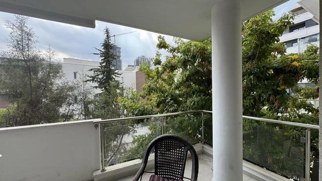 2-bedroom flat in Limassol №148963: https://dom.com.cy/en/catalog/rent/148963/ (dom.com.cy)