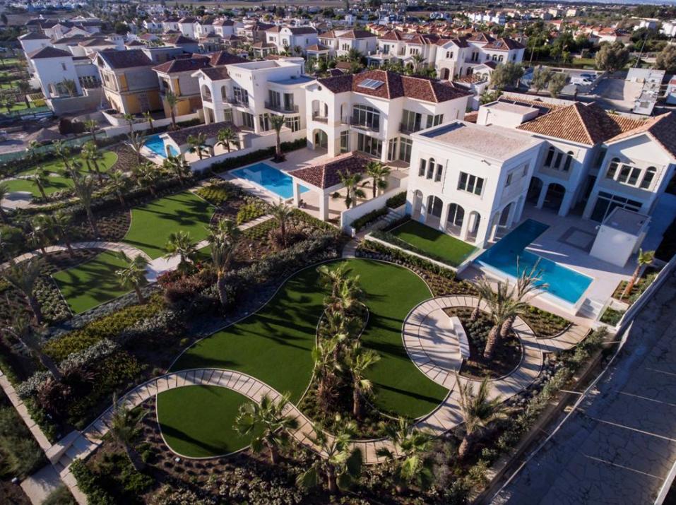 New commercial in Larnaca № 153374: https://dom.com.cy/en/catalog/sale/153374/ (dom.com.cy)