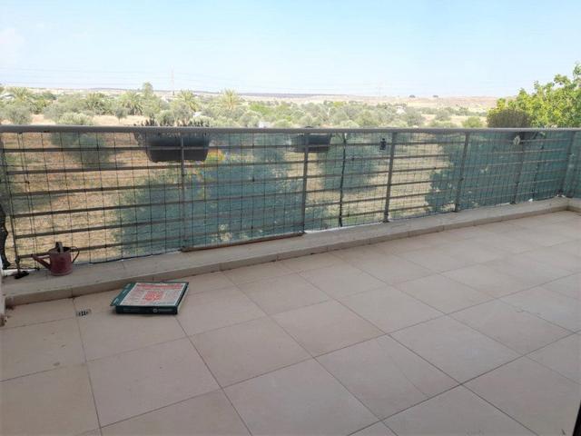 Nice two bedrooms apartment is now available for Sale in Geri area.: https://www.offer.com.cy/en/nice-two-bedrooms-apartment-is-now-available-for-sale-in-geri-area/21-816444/ (www.offer.com.cy)