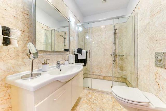 3-bedroom penthouse to rent: https://www.bazaraki.com/adv/5798285_3-bedroom-penthouse-to-rent (www.bazaraki.com)
