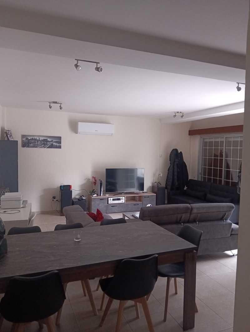 1-bedroom apartment to rent: https://www.bazaraki.com/adv/5792455_1-bedroom-apartment-to-rent (www.bazaraki.com)