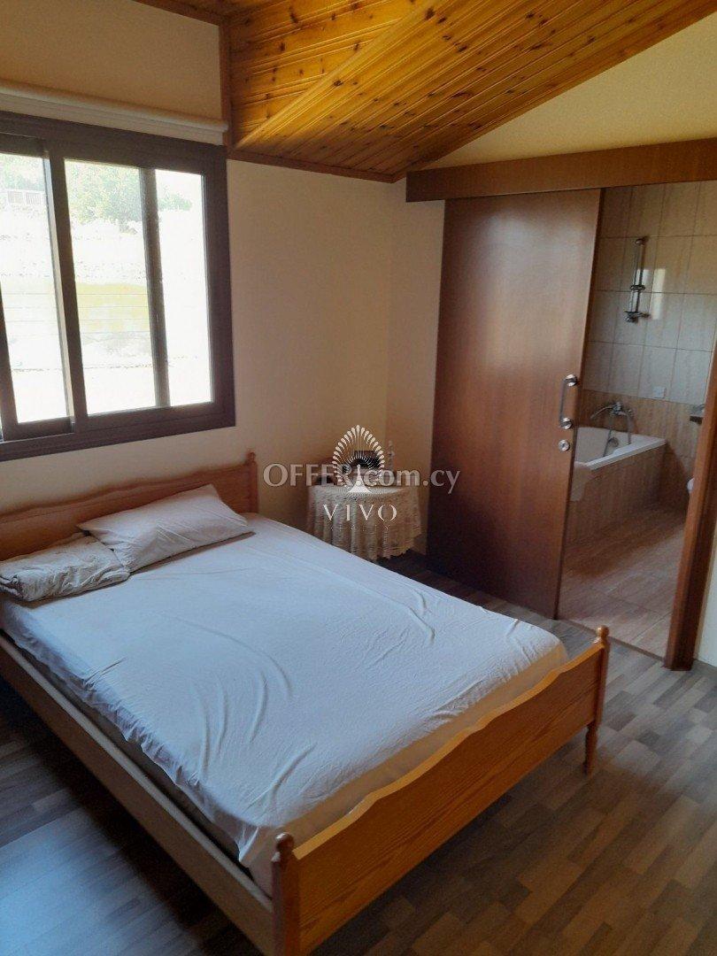 FURNISHED OR UNFURNISHED THREE BEDROOM HOUSE IN PAREKLISIA VILAGE: https://www.offer.com.cy/en/furnished-or-unfurnished-three-bedroom-house-in-pareklisia-vilage/21-655274/ (www.offer.com.cy)