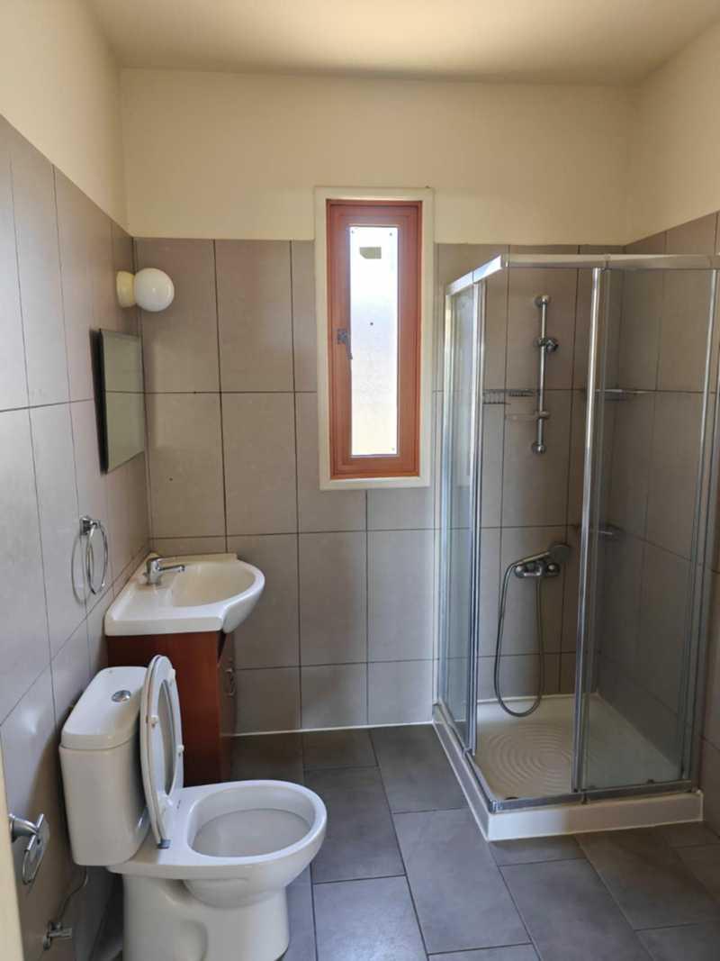 2-bedroom apartment to rent: https://www.bazaraki.com/adv/5792171_2-bedroom-apartment-to-rent (www.bazaraki.com)