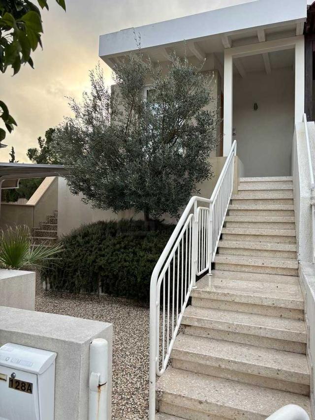 2-bedroom maisonette to rent: https://www.bazaraki.com/adv/5786930_2-bedroom-maisonette-to-rent (www.bazaraki.com)