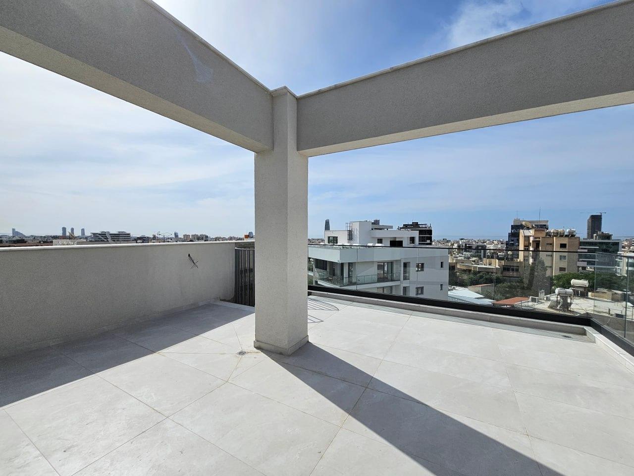 New 2-bedroom penthouse in Limassol №153690: https://dom.com.cy/en/catalog/rent/153690/ (dom.com.cy)