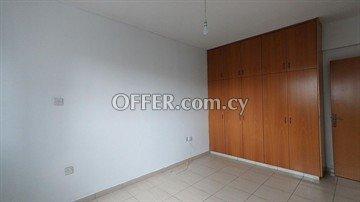 Spacious 3-bedroom Apartment in Central Larnaca: https://www.offer.com.cy/en/spacious-3-bedroom-apartment-in-central-larnaca/21-816268/ (www.offer.com.cy)