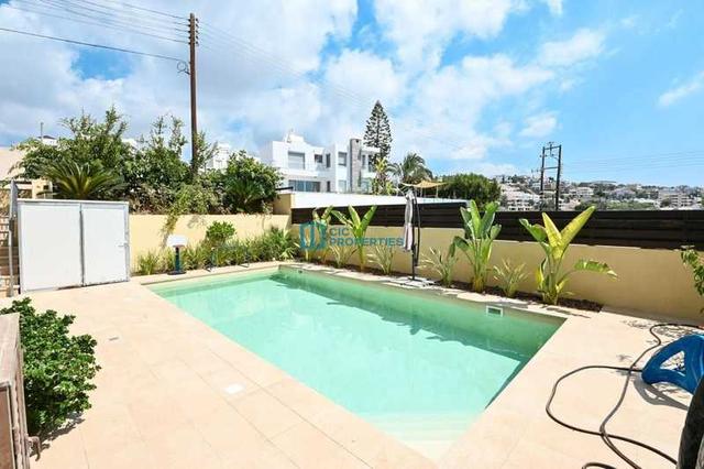 5-bedroom detached house for sale: https://www.bazaraki.com/adv/5788722_5-bedroom-detached-house-for-sale (www.bazaraki.com)