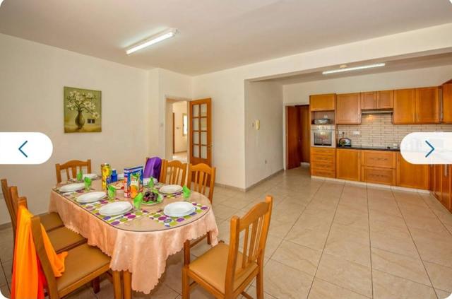 Villa Cristella - 5 Bedroom - Sea Caves Area 
For more info please call: 99907917: https://www.facebook.com/marketplace/item/1241076364020873 (www.facebook.com)