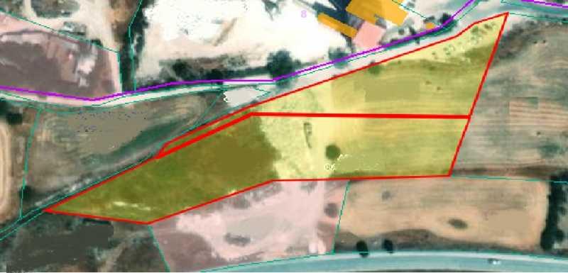 Commercial land 8417 m²: https://www.bazaraki.com/adv/5792239_commercial-land-8417-m2 (www.bazaraki.com)