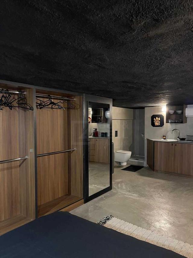 2-bedroom apartment for sale: https://www.bazaraki.com/adv/5795211_2-bedroom-apartment-for-sale (www.bazaraki.com)