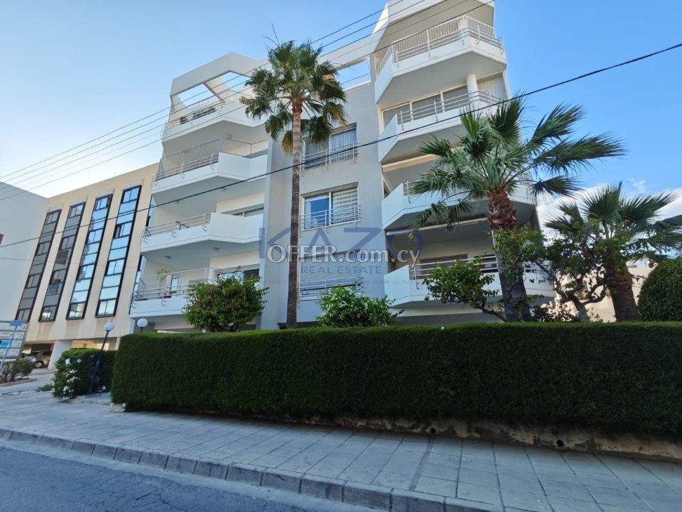 Fully Furnished 2 Bedroom Apartment in City Center: https://www.offer.com.cy/en/fully-furnished-2-bedroom-apartment-in-city-center/21-816115/ (www.offer.com.cy)