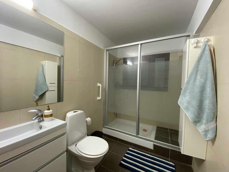 Quiet room in a city center: https://www.bazaraki.com/adv/5798529_quiet-room-in-a-city-center (www.bazaraki.com)