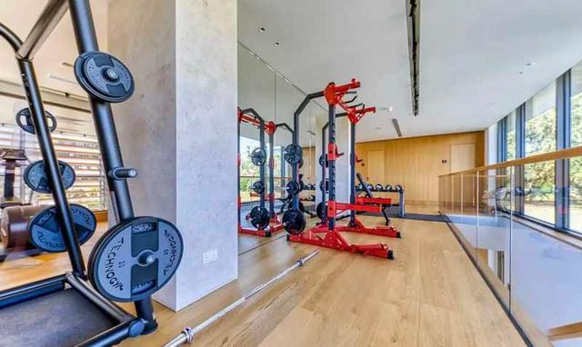 1-bedroom apartment to rent: https://www.bazaraki.com/adv/5796869_1-bedroom-apartment-to-rent (www.bazaraki.com)