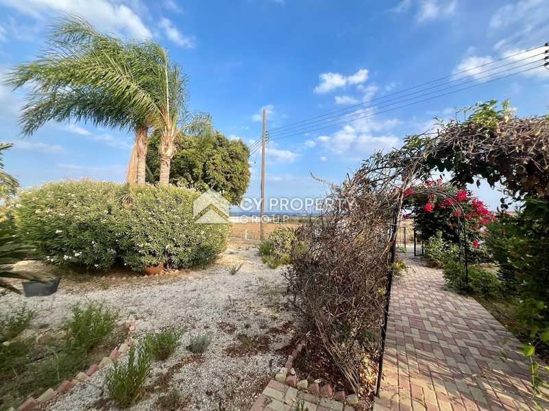 3-bedroom detached house for sale: https://www.bazaraki.com/adv/5795247_3-bedroom-detached-house-for-sale (www.bazaraki.com)