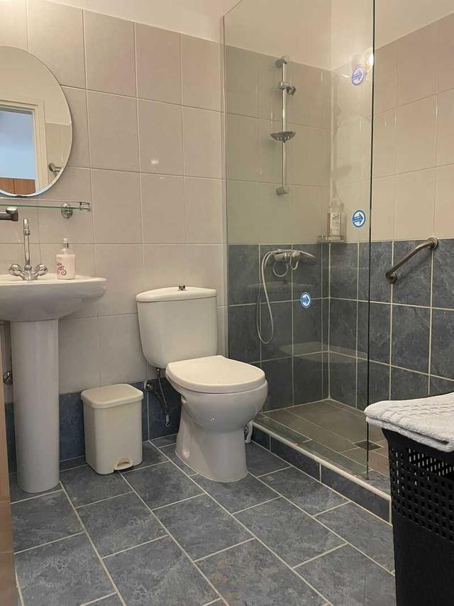 1-bedroom apartment to rent: https://www.bazaraki.com/adv/5794534_1-bedroom-apartment-to-rent (www.bazaraki.com)