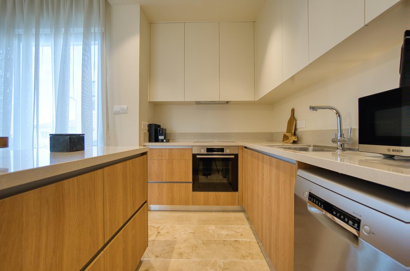 3-bedroom flat in Paphos №153874: https://dom.com.cy/en/catalog/rent/153874/ (dom.com.cy)
