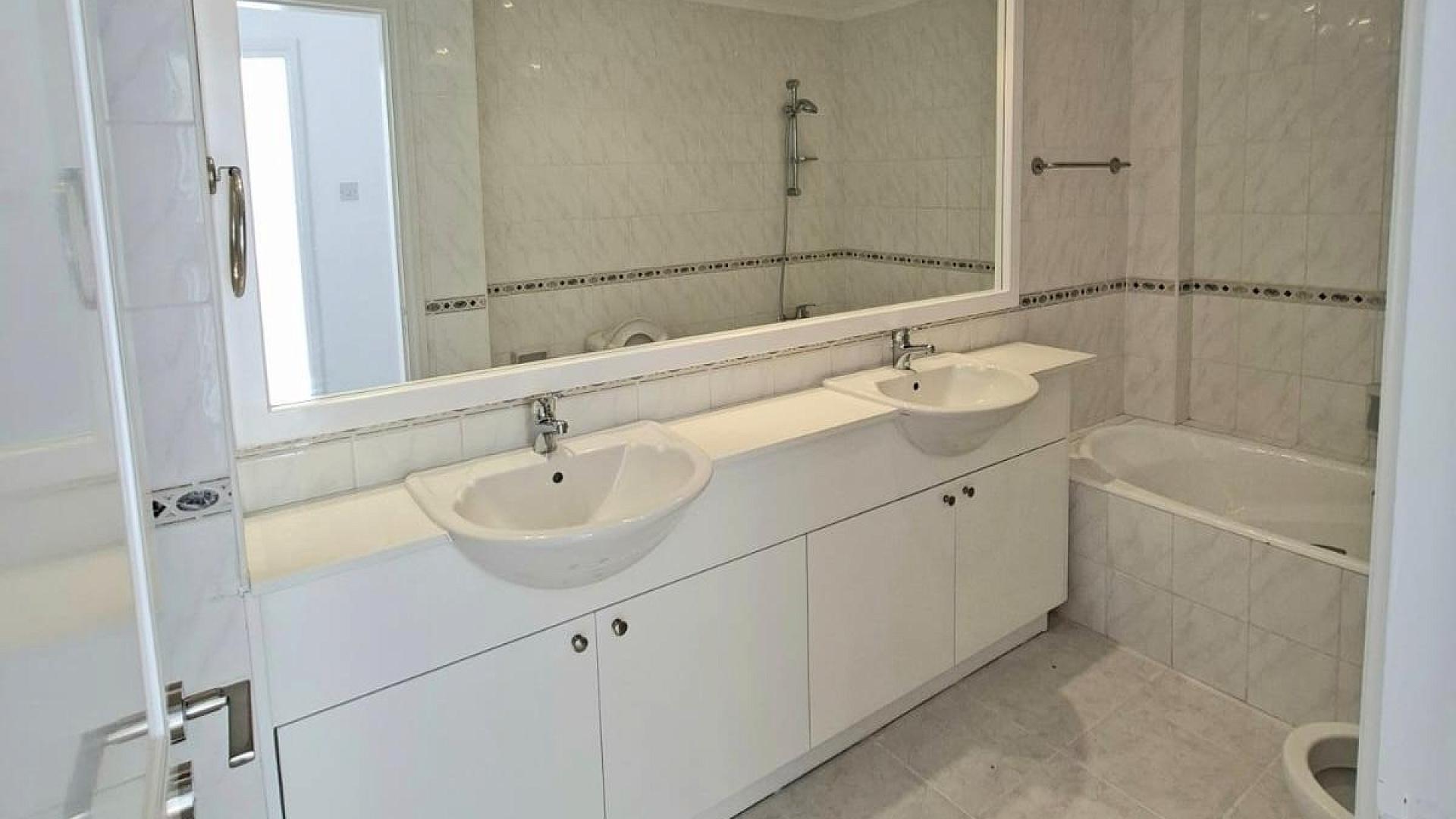 2-bedroom house in Paphos № 152117: https://dom.com.cy/en/catalog/sale/152117/ (dom.com.cy)