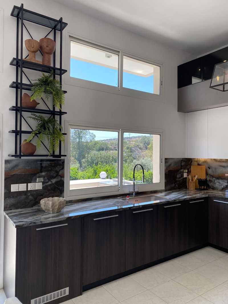 3-bedroom villa to rent: https://www.bazaraki.com/adv/5797025_3-bedroom-villa-to-rent (www.bazaraki.com)