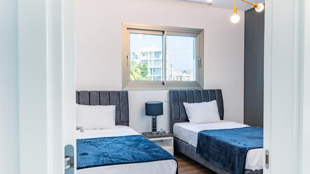 New 3-bedroom flat in Paphos № 153686: https://dom.com.cy/en/catalog/sale/153686/ (dom.com.cy)