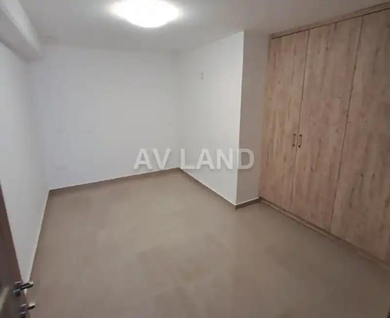 2-bedroom apartment to rent: https://www.bazaraki.com/adv/5791142_2-bedroom-apartment-to-rent (www.bazaraki.com)