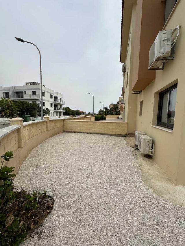 1-bedroom apartment to rent: https://www.bazaraki.com/adv/5793452_1-bedroom-apartment-to-rent (www.bazaraki.com)