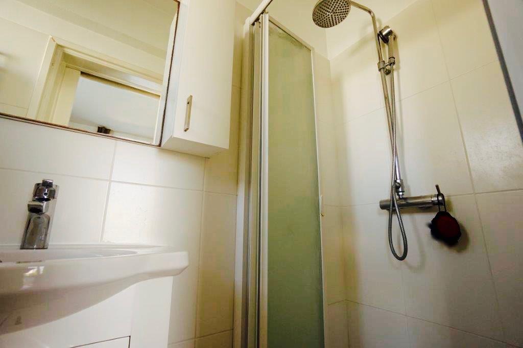 3-bedroom penthouse in Nicosia №154271: https://dom.com.cy/en/catalog/rent/154271/ (dom.com.cy)
